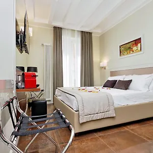 https://piazza-venezia-grand-suite.it-romehotels.com